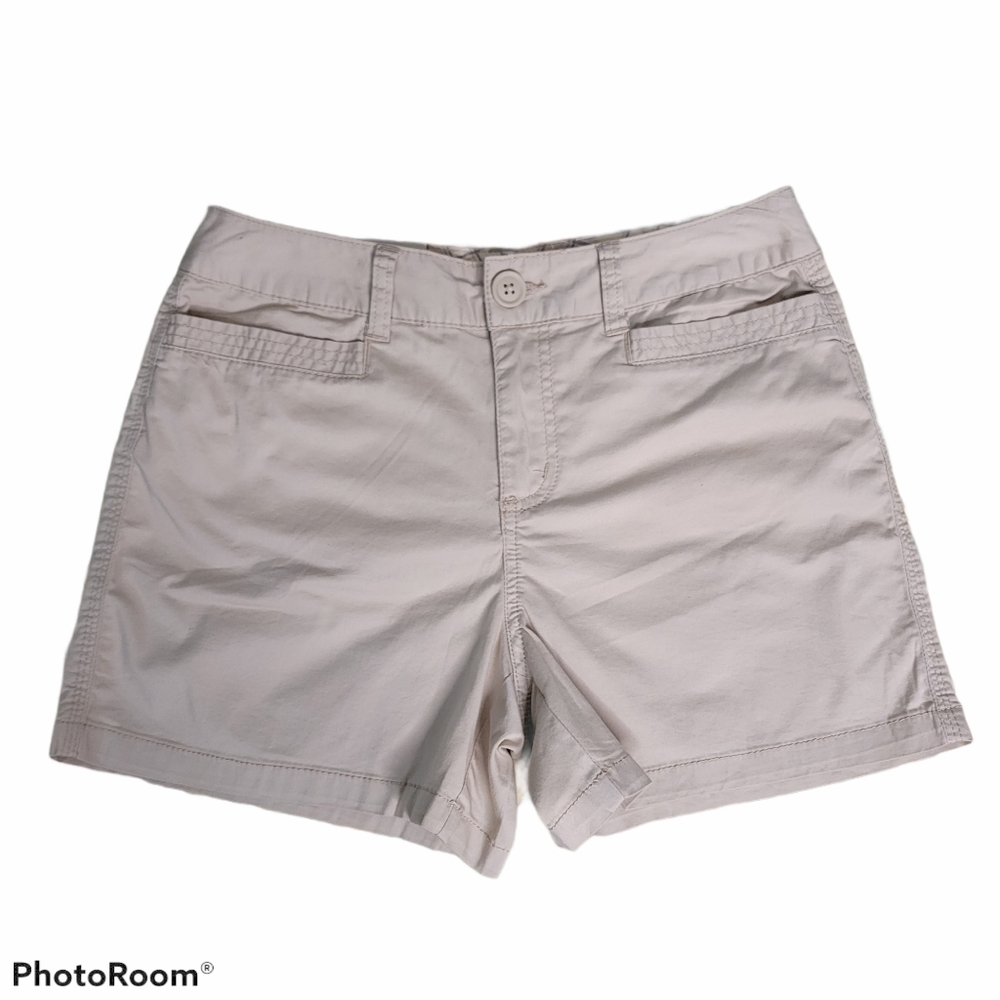 ST JOHN'S BAY Tan Shorts